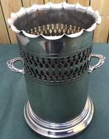 Victorian Silver Plated Two Handle Champagne /Wine Bottle Holder by Walker & Hall (3 of 3) Victorian Silver Plated Two Handle Champagne /Wine Bottle Holder by Walker & Hall (3 of 3)