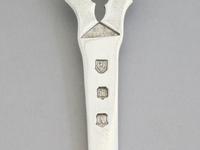 Scottish Provincial Silver Wedding Spoon, By William Robb of Ballater 1906 assayed in Edinburgh (5 of 7) Scottish Provincial Silver Wedding Spoon, By William Robb of Ballater 1906 assayed in Edinburgh (5 of 7)