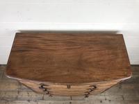 19th Century Mahogany Bow Front Chest of Drawers (5 of 12) 19th Century Mahogany Bow Front Chest of Drawers (5 of 12)