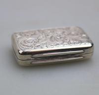 Attractive Victorian Engraved Solid Silver Vinaigrette London c.1877 (5 of 8) Attractive Victorian Engraved Solid Silver Vinaigrette London c.1877 (5 of 8)