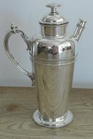 Fine Art Deco American Style Silver-plated Cocktail Shaker by Barker Brothers c.1930 (2 of 9) Fine Art Deco American Style Silver-plated Cocktail Shaker by Barker Brothers c.1930 (2 of 9)
