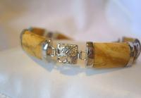 Vintage Silver Chinese Dragon Bracelet 1970s Meerschaum Stones 7 1/4" Length (3 of 10) Vintage Silver Chinese Dragon Bracelet 1970s Meerschaum Stones 7 1/4" Length (3 of 10)