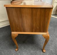 Antique Queen Anne Burr Walnut Dressing Table (13 of 16) Antique Queen Anne Burr Walnut Dressing Table (13 of 16)