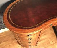 Edwardian Inlaid Mahogany Kidney Shaped Desk (14 of 21) Edwardian Inlaid Mahogany Kidney Shaped Desk (14 of 21)