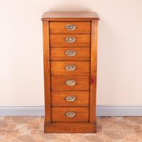Walnut Wellington Chest (2 of 19) Walnut Wellington Chest (2 of 19)