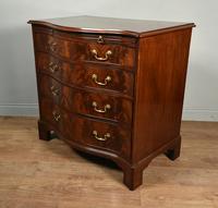 Regency Mahogany Serpentine Chest of Drawers (2 of 11) Regency Mahogany Serpentine Chest of Drawers (2 of 11)