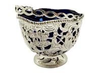 Antique Sterling Silver Basket with Scenes & Blue Glass Liner 1901 (7 of 11) Antique Sterling Silver Basket with Scenes & Blue Glass Liner 1901 (7 of 11)