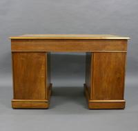 Quality 19th Century Walnut Pedestal Desk (6 of 6) Quality 19th Century Walnut Pedestal Desk (6 of 6)