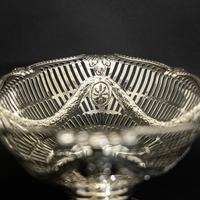 Victorian Scottish Silver Table Centre Bowl (9 of 9) Victorian Scottish Silver Table Centre Bowl (9 of 9)