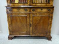 Outstanding Walnut Bookcase C.1910 (3 of 18) Outstanding Walnut Bookcase C.1910 (3 of 18)