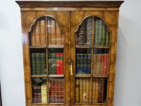 Outstanding Walnut Bookcase C.1910 (4 of 18) Outstanding Walnut Bookcase C.1910 (4 of 18)