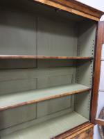 Outstanding Walnut Bookcase C.1910 (12 of 18) Outstanding Walnut Bookcase C.1910 (12 of 18)