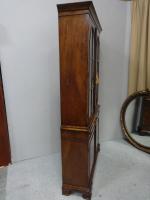 Outstanding Walnut Bookcase C.1910 (14 of 18) Outstanding Walnut Bookcase C.1910 (14 of 18)