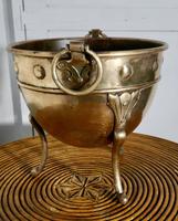 Brass Arts and Crafts Jardiniere by Henry Loveridge (3 of 8) Brass Arts and Crafts Jardiniere by Henry Loveridge (3 of 8)
