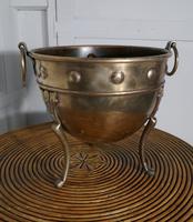Brass Arts and Crafts Jardiniere by Henry Loveridge (2 of 8) Brass Arts and Crafts Jardiniere by Henry Loveridge (2 of 8)