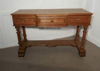 Arts and Crafts Pitch Pine Writing Table (6 of 7) Arts and Crafts Pitch Pine Writing Table (6 of 7)