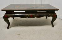 Painted & Lacquered Chinoiserie Coffee Table (4 of 7) Painted & Lacquered Chinoiserie Coffee Table (4 of 7)