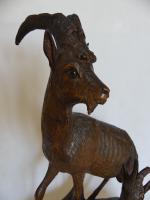 Fine Black Forest Carving of Goats (6 of 8) Fine Black Forest Carving of Goats (6 of 8)