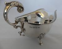 Pair of Silver Sauce Boats, Boxed, Birmingham 1932 (6 of 8) Pair of Silver Sauce Boats, Boxed, Birmingham 1932 (6 of 8)