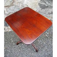 18th Century Cuban Mahogany Tripod Table (5 of 6) 18th Century Cuban Mahogany Tripod Table (5 of 6)