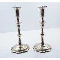 Pair of Georgian Petal Bases Candlesticks (2 of 6) Pair of Georgian Petal Bases Candlesticks (2 of 6)
