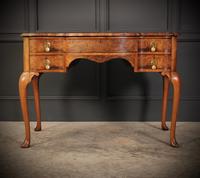 Queen Anne Style Shaped Walnut Dressing Table c.1920 (3 of 11) Queen Anne Style Shaped Walnut Dressing Table c.1920 (3 of 11)