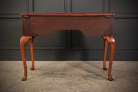 Queen Anne Style Shaped Walnut Dressing Table c.1920 (9 of 11) Queen Anne Style Shaped Walnut Dressing Table c.1920 (9 of 11)
