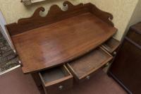 Elegant George III Bow Front Side Table with 3 Drawers (3 of 3) Elegant George III Bow Front Side Table with 3 Drawers (3 of 3)