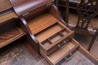 Beautiful Victorian Mahogany Writing Table (4 of 5) Beautiful Victorian Mahogany Writing Table (4 of 5)