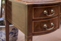 Beautiful Victorian Mahogany Writing Table (5 of 5) Beautiful Victorian Mahogany Writing Table (5 of 5)