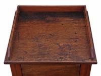 Mahogany Bedside Table / Cupboard / Cabinet (2 of 9) Mahogany Bedside Table / Cupboard / Cabinet (2 of 9)