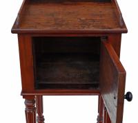 Mahogany Bedside Table / Cupboard / Cabinet (7 of 9) Mahogany Bedside Table / Cupboard / Cabinet (7 of 9)