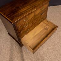 images/d000152/items/175566/Antique-Small-George-3rd-Mahogany-Chest-of-Drawers-15.jpg