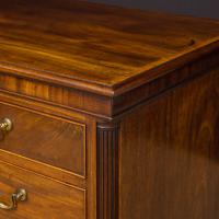 images/d000152/items/175566/Antique-Small-George-3rd-Mahogany-Chest-of-Drawers-3.jpg