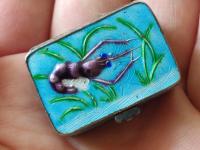 Antique Chinese Enamel Solid Silver Pill Box with Shrimp (11 of 12) Antique Chinese Enamel Solid Silver Pill Box with Shrimp (11 of 12)