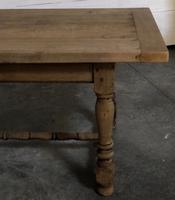Oak Farmhouse Dining Table c.1860 (15 of 20) Oak Farmhouse Dining Table c.1860 (15 of 20)