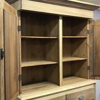 Scottish Edwardian Pine Linen Press (3 of 7) Scottish Edwardian Pine Linen Press (3 of 7)