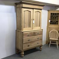 Scottish Edwardian Pine Linen Press (4 of 7) Scottish Edwardian Pine Linen Press (4 of 7)