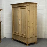 Small Double Antique Pine Wardrobe 'Dismantles' (2 of 7) Small Double Antique Pine Wardrobe 'Dismantles' (2 of 7)