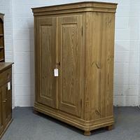 Large Double Antique Pine Wardrobe (Dismantles) (2 of 12) Large Double Antique Pine Wardrobe (Dismantles) (2 of 12)