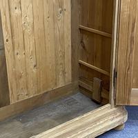 Large Double Antique Pine Wardrobe (Dismantles) (10 of 12) Large Double Antique Pine Wardrobe (Dismantles) (10 of 12)