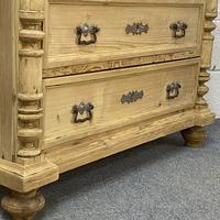 4 Drawer Antique Pine Chest of Drawers (5 of 6) 4 Drawer Antique Pine Chest of Drawers (5 of 6)