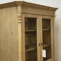 Glazed Antique Pine Cabinet with Chest of Drawers (7 of 7) Glazed Antique Pine Cabinet with Chest of Drawers (7 of 7)