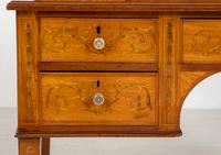 Satinwood Sheraton Design Carlton House Type Desk (7 of 15) Satinwood Sheraton Design Carlton House Type Desk (7 of 15)
