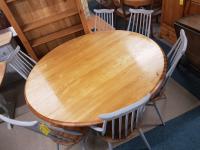 Pine Dining Table (2 of 2) Pine Dining Table (2 of 2)