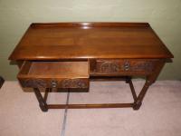 Old Charm Side Table (3 of 7) Old Charm Side Table (3 of 7)