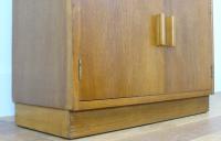 Great CC41 Post War British Oak Glazed Bookcase Cabinet (8 of 15) Great CC41 Post War British Oak Glazed Bookcase Cabinet (8 of 15)