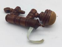 Antique Walnut Wood Treen Sewing Clamp c.1865 (3 of 5) Antique Walnut Wood Treen Sewing Clamp c.1865 (3 of 5)