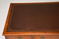 Antique Victorian Walnut Leather Top Desk (10 of 12) Antique Victorian Walnut Leather Top Desk (10 of 12)