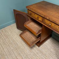 Country House Figured Mahogany Antique Victorian Pedestal Sideboard (2 of 8) Country House Figured Mahogany Antique Victorian Pedestal Sideboard (2 of 8)
